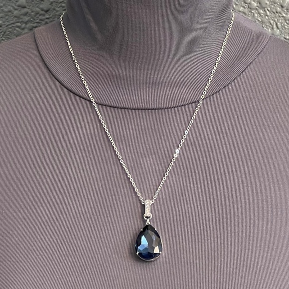 Peaky Blinders Grace Shelby Teardrop Sapphire Necklace, Handmade Replica - Picture 8 of 15